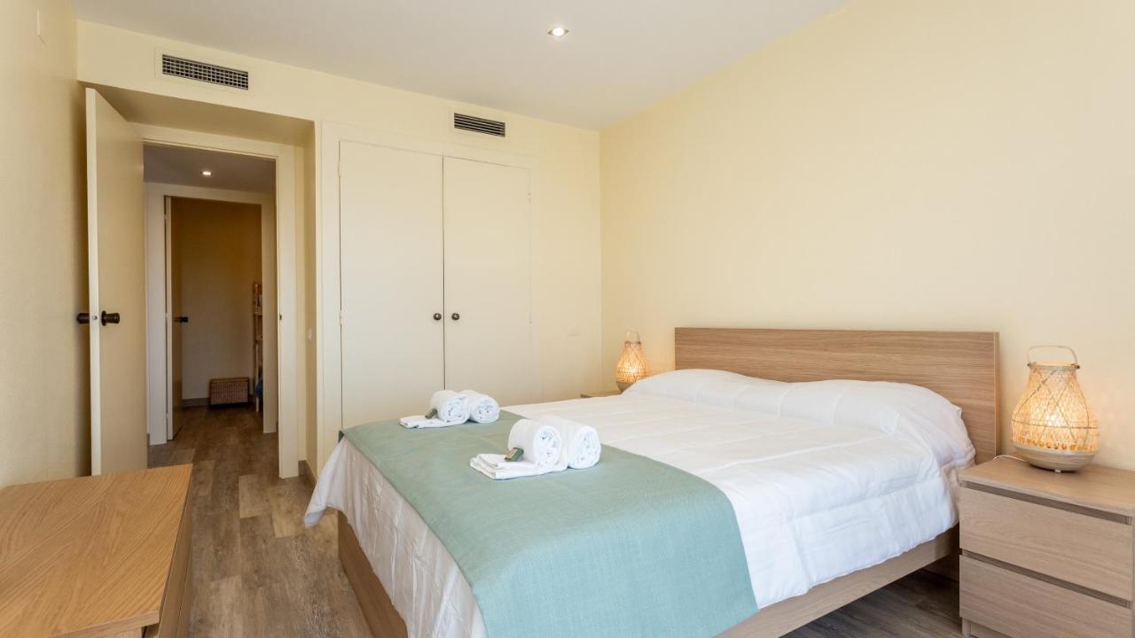 Divine Marina Apartment W/ Pool & Garden By Lovelystay Quarteira Exteriör bild